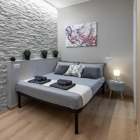 Super Modern And Design Apartment, A Due Passi Dai Navigli Milão Exterior foto