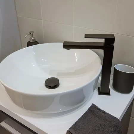 Super Modern And Design Apartment, A Due Passi Dai Navigli Milão Exterior foto