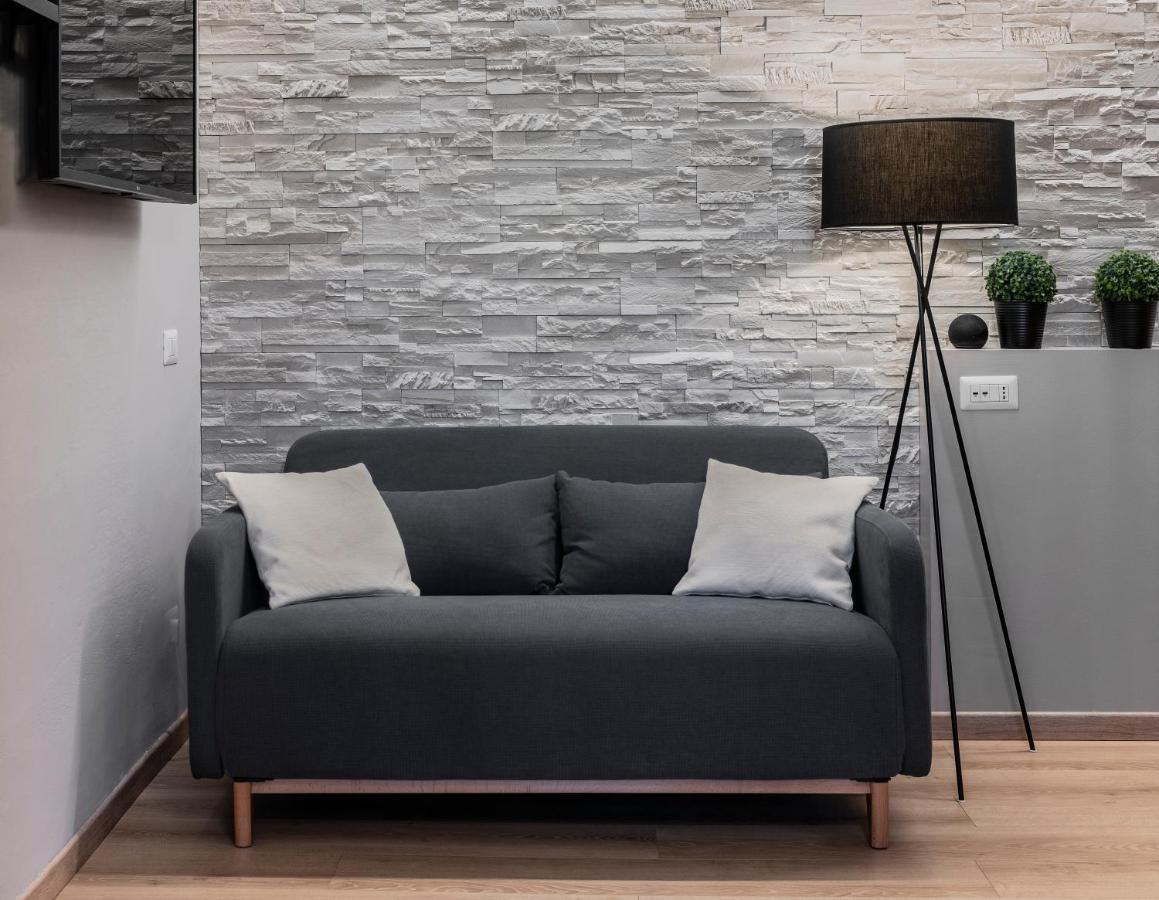 Super Modern And Design Apartment, A Due Passi Dai Navigli * Mailand